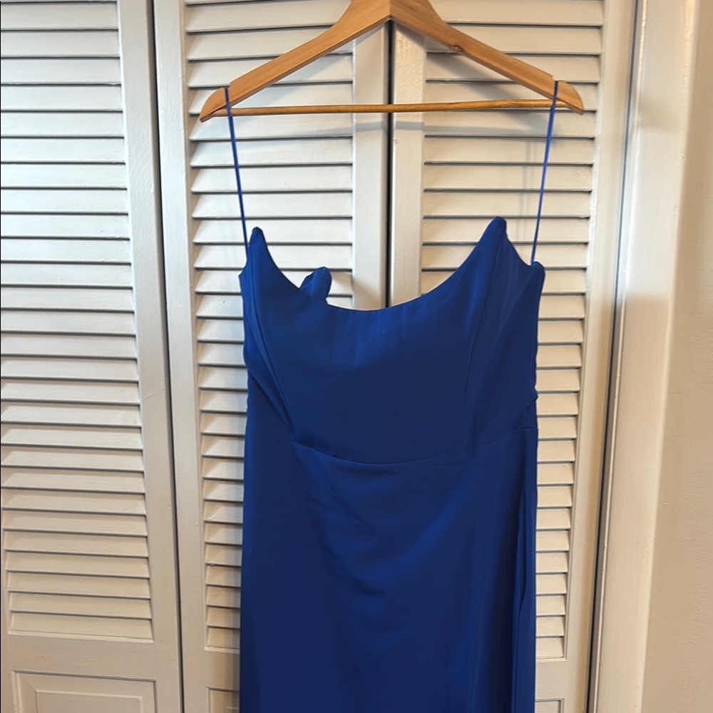 Elegant Blue Spaghetti Strap Dress